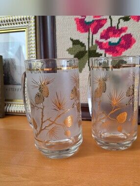 Vintage 1960s Dominion Glass Frosted & Gold Pine Cone Beer Mugs — Set of 2